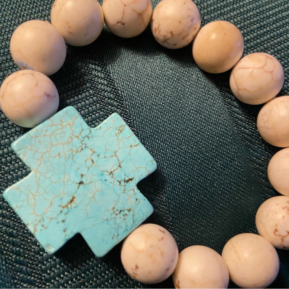 Magnesite Beads and Howlite Cross Bracelet